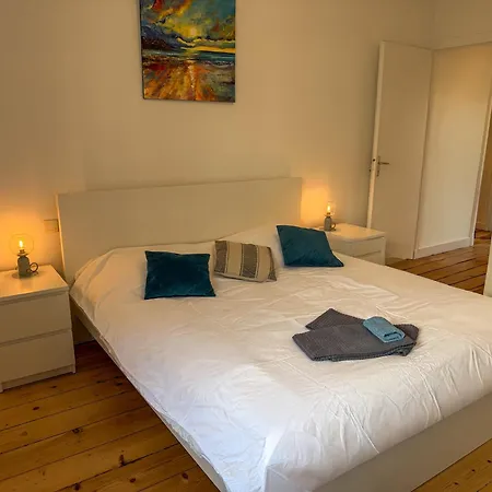 Ibis Rouge Villars-les-Dombes